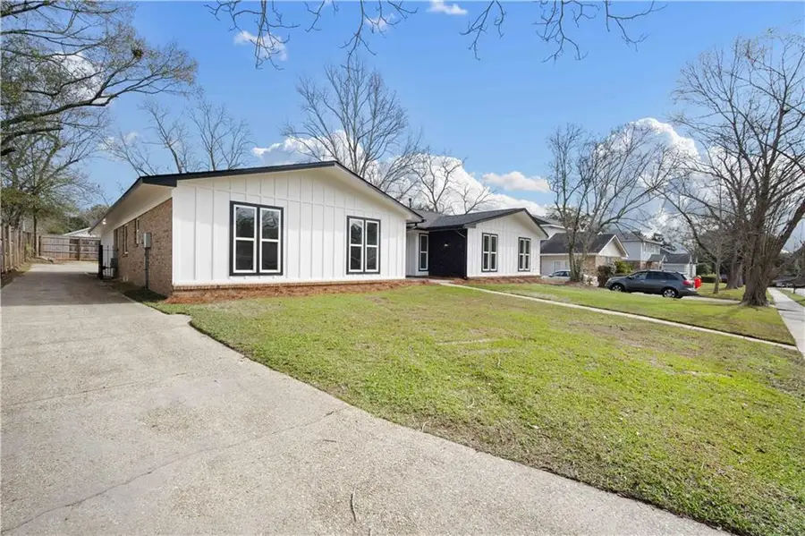 2333 Huffman Drive E, Mobile, AL 36693 - Image #2