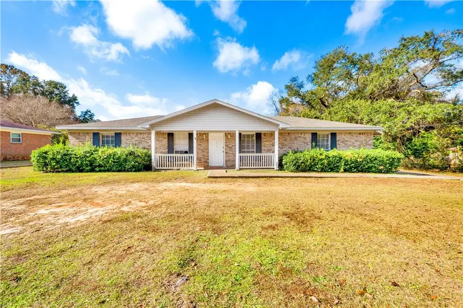 3213 Graham Road N, Mobile, AL 36618 - #2