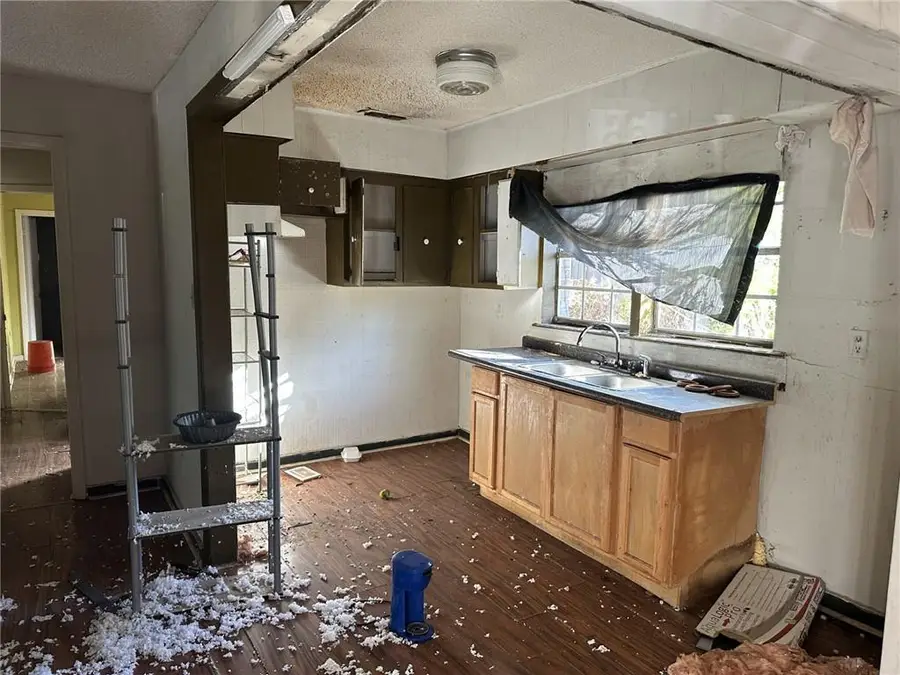 1564 Forrest Street, Mobile, AL 36605 - Image #3