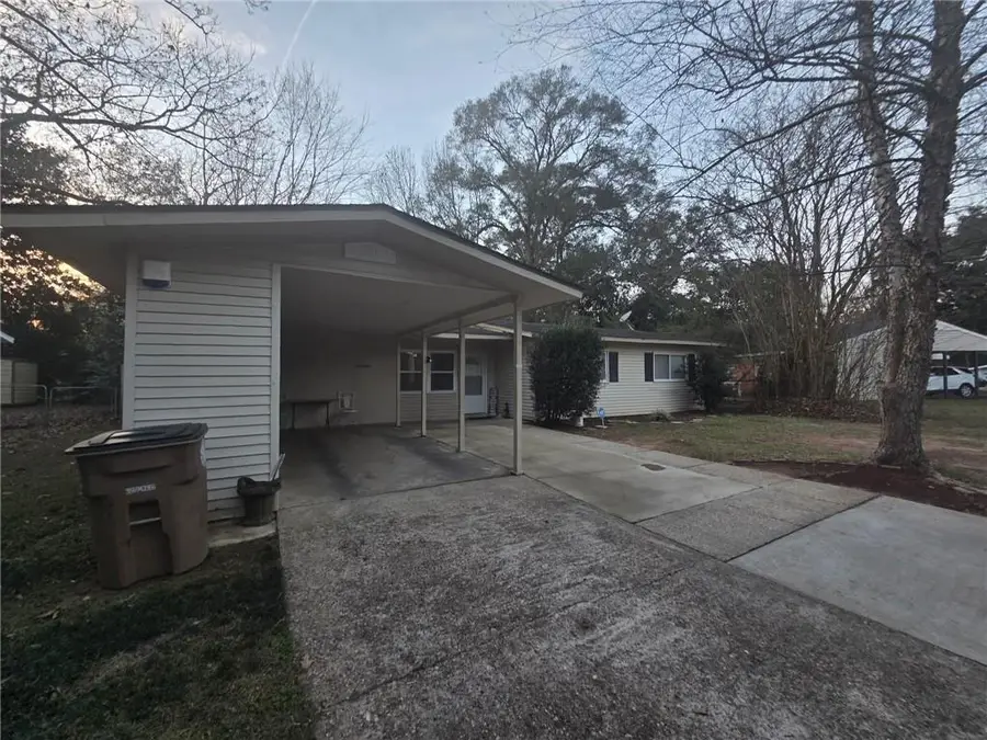 652 Wilshire Road, Mobile, AL 36609 - Image #2