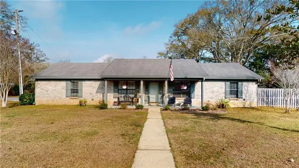 5109 Glenshire Drive, Loxley, AL 36551