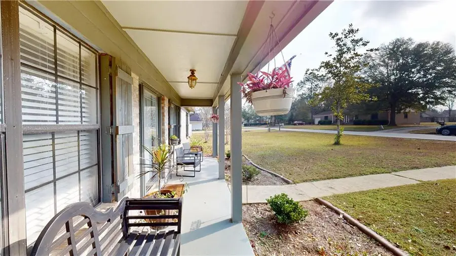 5109 Glenshire Drive, Loxley, AL 36551 - Image #2