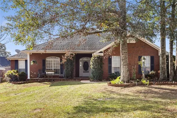 9221 Champion Circle N, Mobile, AL 36695