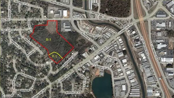 3451 Pleasant Valley Road, Mobile, AL 36609