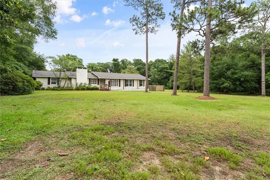 363 Mcqueen Avenue, Mobile, AL 36609 - Image #2