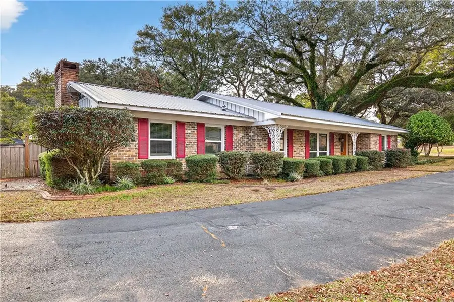 3150 Maudelayne Drive E, Mobile, AL 36693 - Image #2