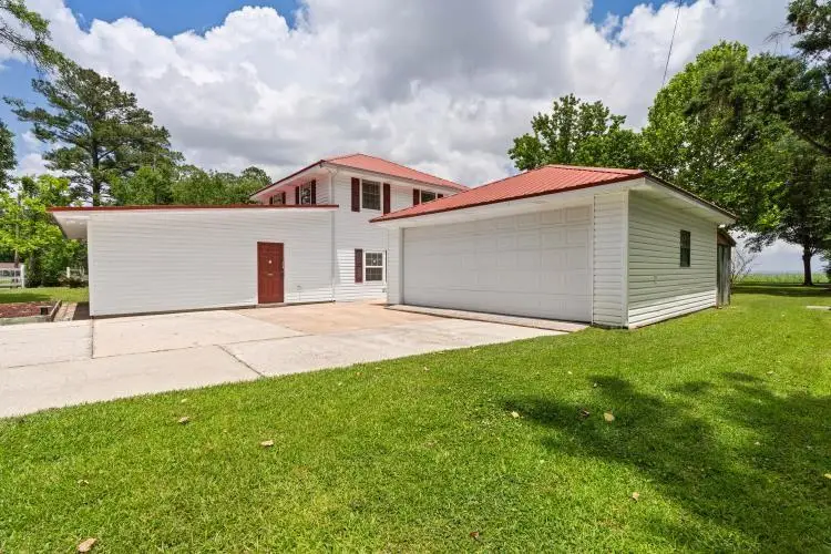 4221 Bay Front Road, Mobile, AL 36605 - Image #2