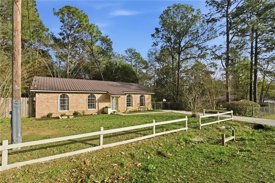 4657 Clarendon Drive, Mobile, AL 36619 - Image #3