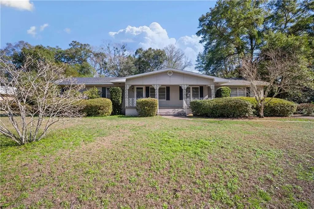 407 Ridgecrest Court, Mobile, AL 36609 - Image #1
