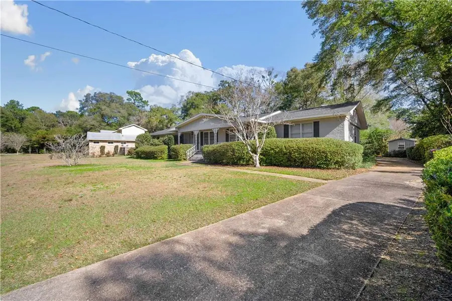 407 Ridgecrest Court, Mobile, AL 36609 - Image #2