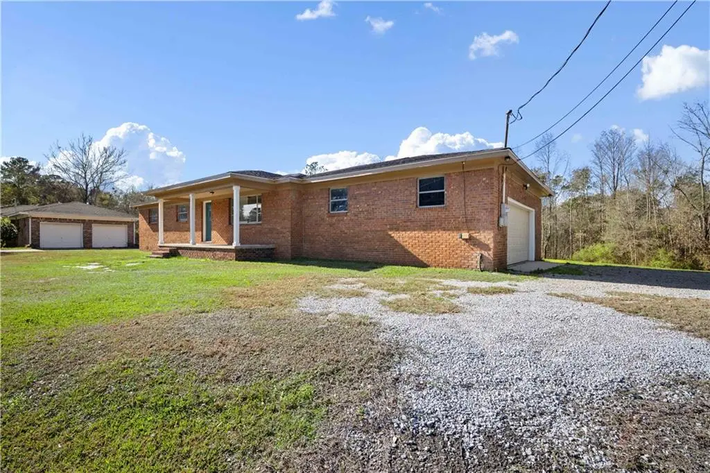 565 N Shelton Beach Road, Eight Mile, AL 36613 - Image #1
