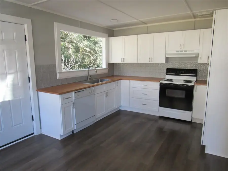 7730 Schillinger Heights Drive, Semmes, AL 36575 - Image #2