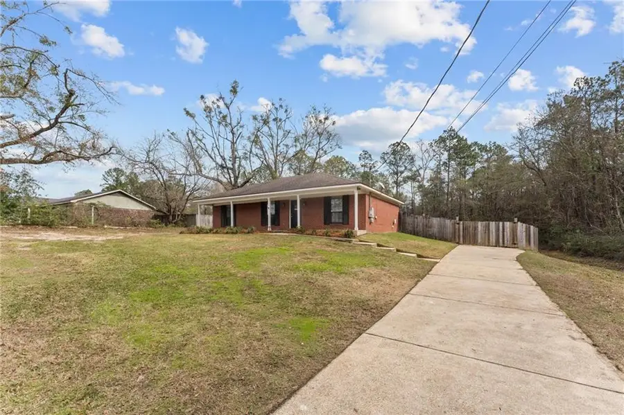 814 Deer Run Drive, Saraland, AL 36571 - Image #2