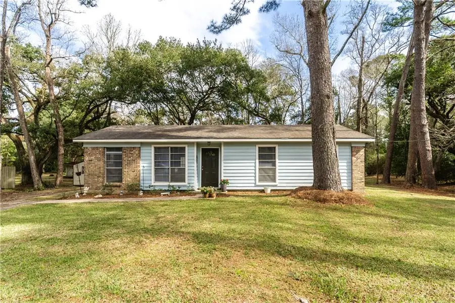 8601 Cedar Wood Drive E, Theodore, AL 36582 - Image #2