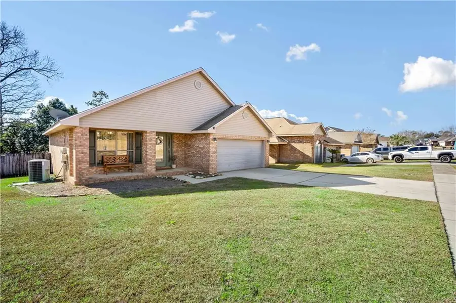 8189 Cheyenne Street S, Theodore, AL 36582 - Image #2