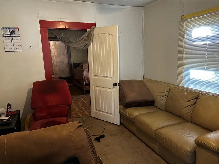 807 Reynolds Avenue, Mobile, AL 36610 - Image #2