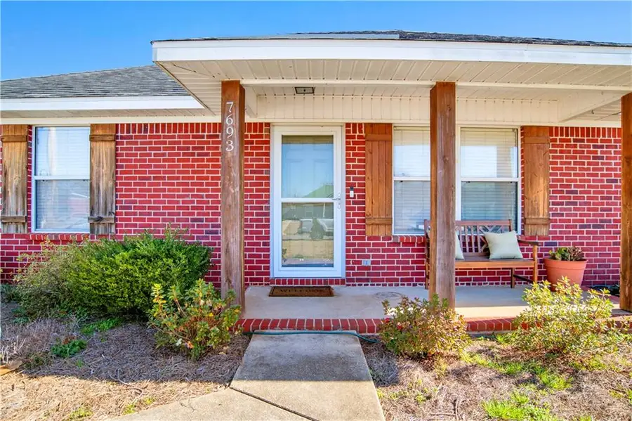 7693 Broome Court, Theodore, AL 36582 - Image #2