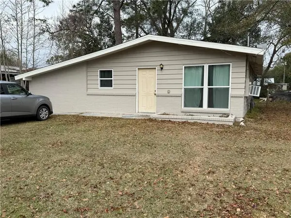 304 W Lee Street, Chickasaw, AL 36611