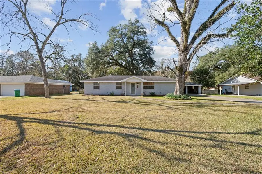 319 Villa Oaks Drive, Saraland, AL 36571 - Image #2