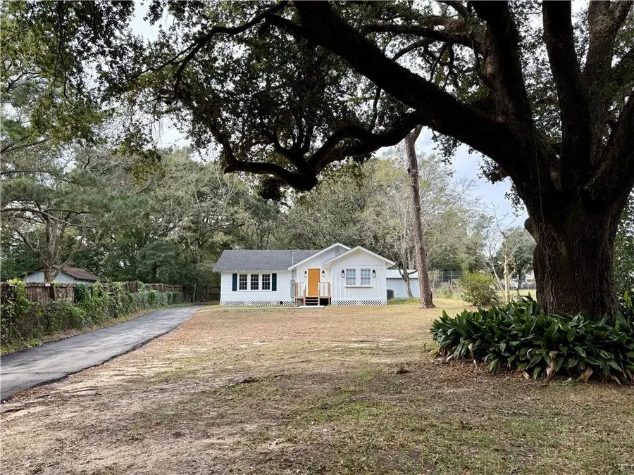 2612 Longleaf Drive, Mobile, AL 36693 - Image #2