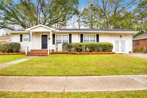 61 W Sherwood Drive, Mobile, AL 36606
