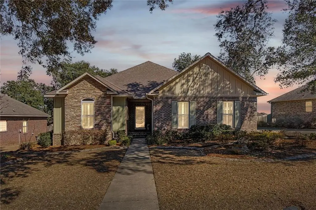 3843 Pierson Drive W, Mobile, AL 36619 - #1