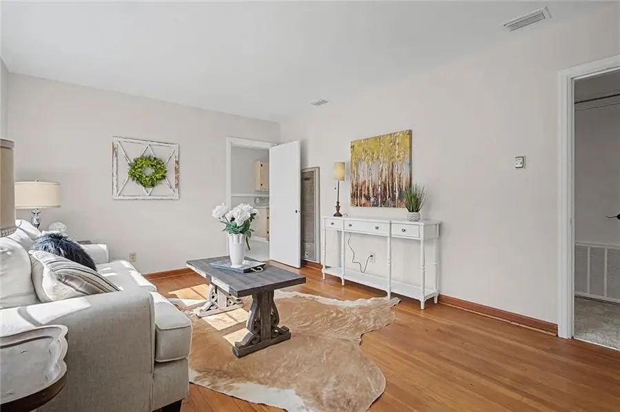 2258 Howell Avenue, Mobile, AL 36606 - #3