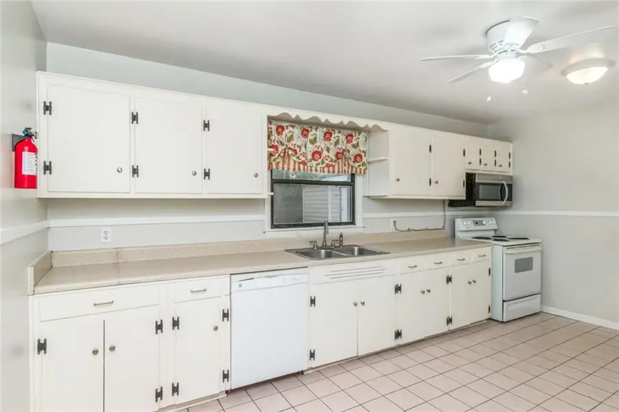 2655 Harbor Drive, Mobile, AL 36605 - #3