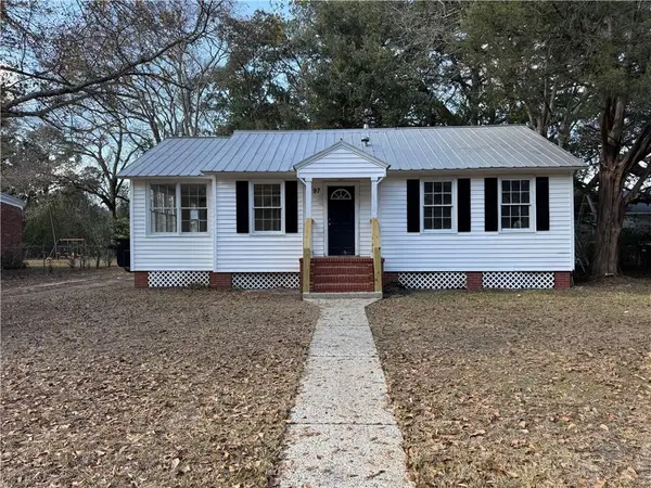 97 Grant Street, Chickasaw, AL 36611