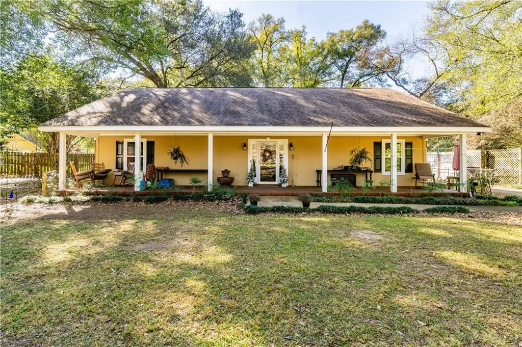 204 Bayou Avenue E, Satsuma, AL 36572 - #1