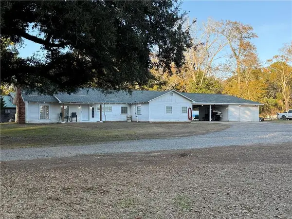 13701 Tram Avenue, Bayou La Batre, AL 36509