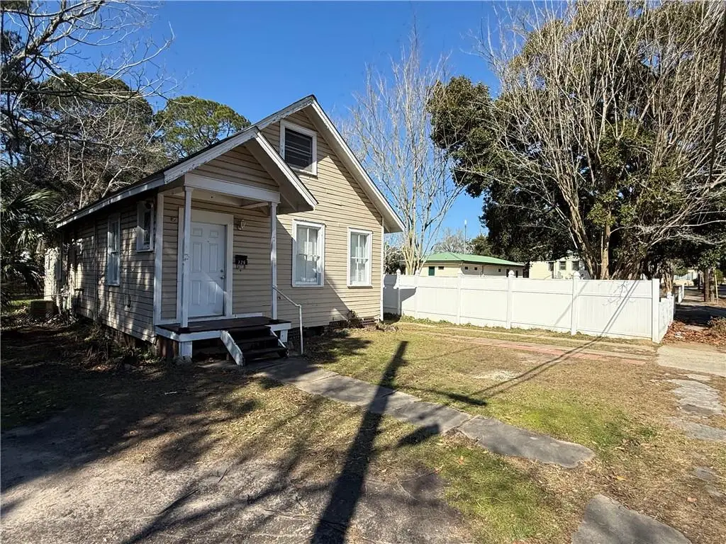 125 Garnett Avenue, Mobile, AL 36604 - #1