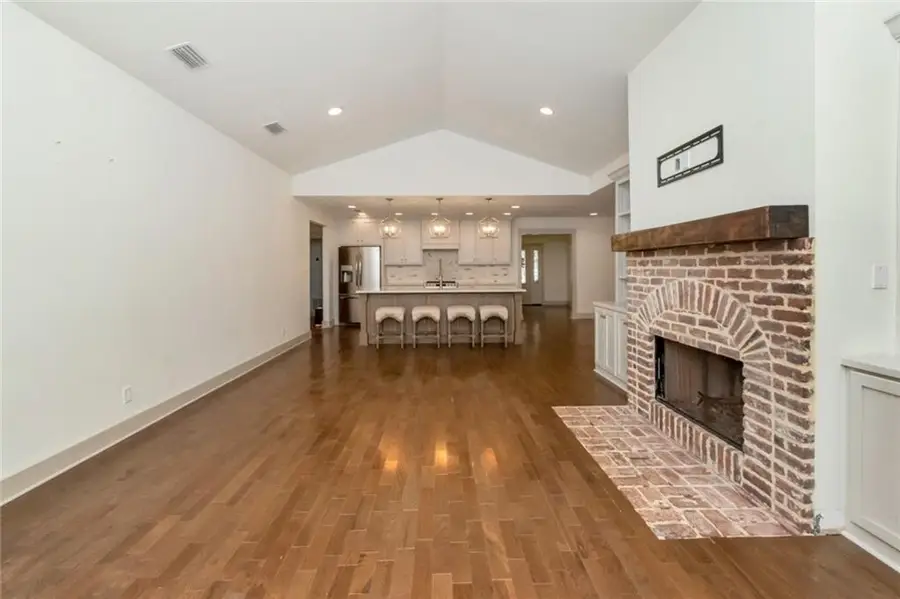 305 Springwood Drive N, Mobile, AL 36608 - #3