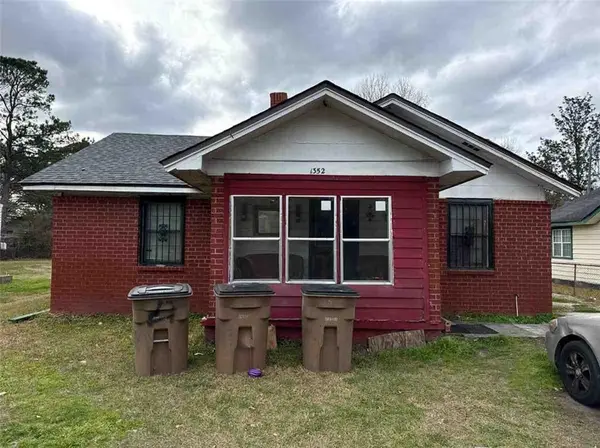 1352 E Linwood Drive, Mobile, AL 36605