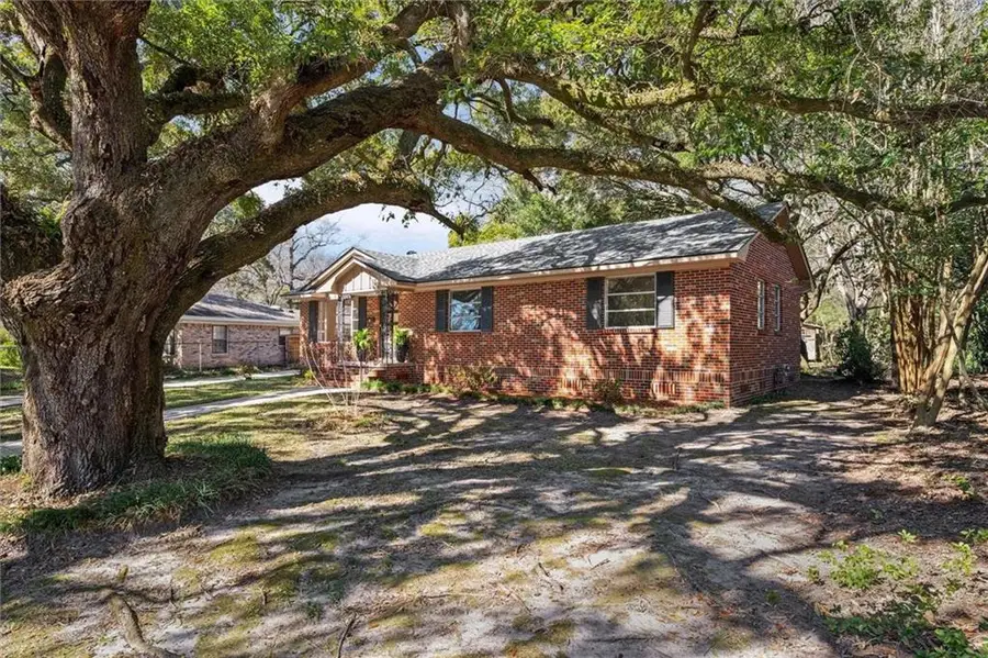 2756 Jennings Drive, Mobile, AL 36606 - #2