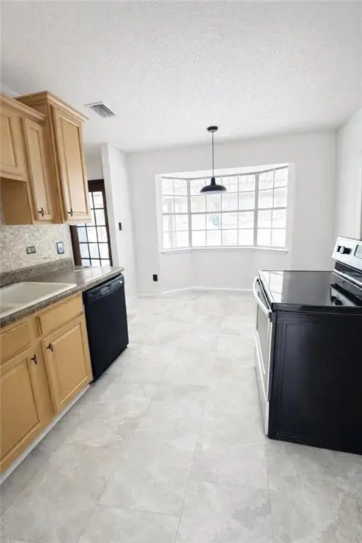 404 Audubon Drive S, Satsuma, AL 36572 - #3