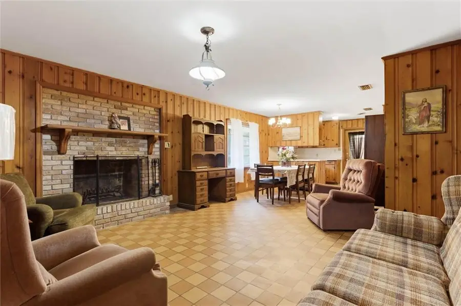 2950 Pinetucky Road, Mobile, AL 36618 - #2