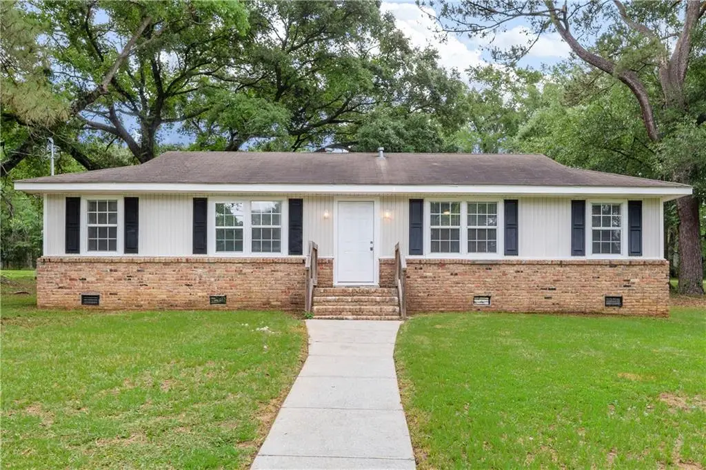 5015 Santos Drive W, Mobile, AL 36619 - #1