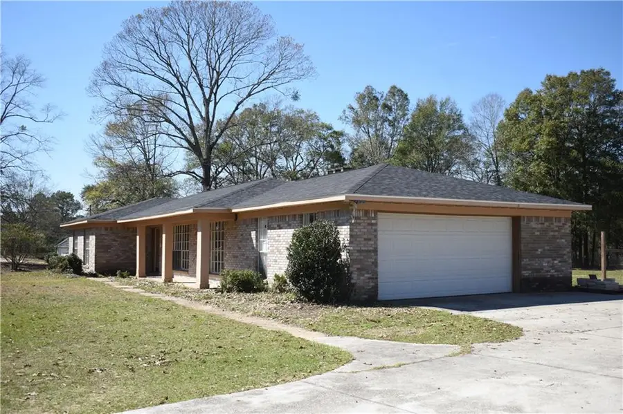 3816 Leslie Road, Saraland, AL 36571 - #3