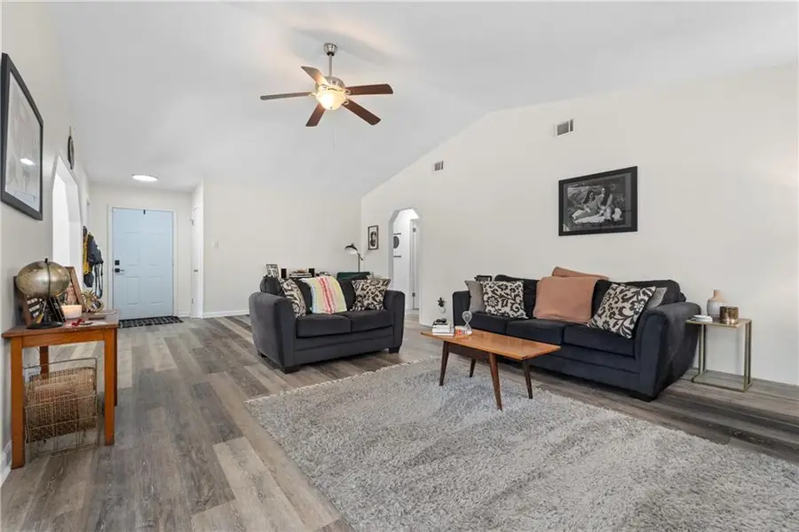 801 Copperfield Drive E, Mobile, AL 36608 - #2