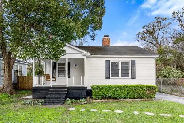 208 Pinehill Drive, Mobile, AL 36606