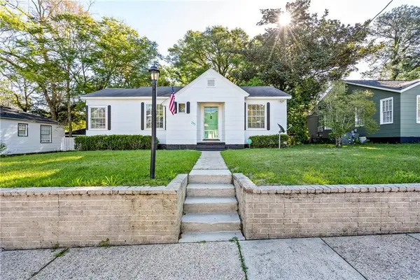 255 Pinehill Drive, Mobile, AL 36606