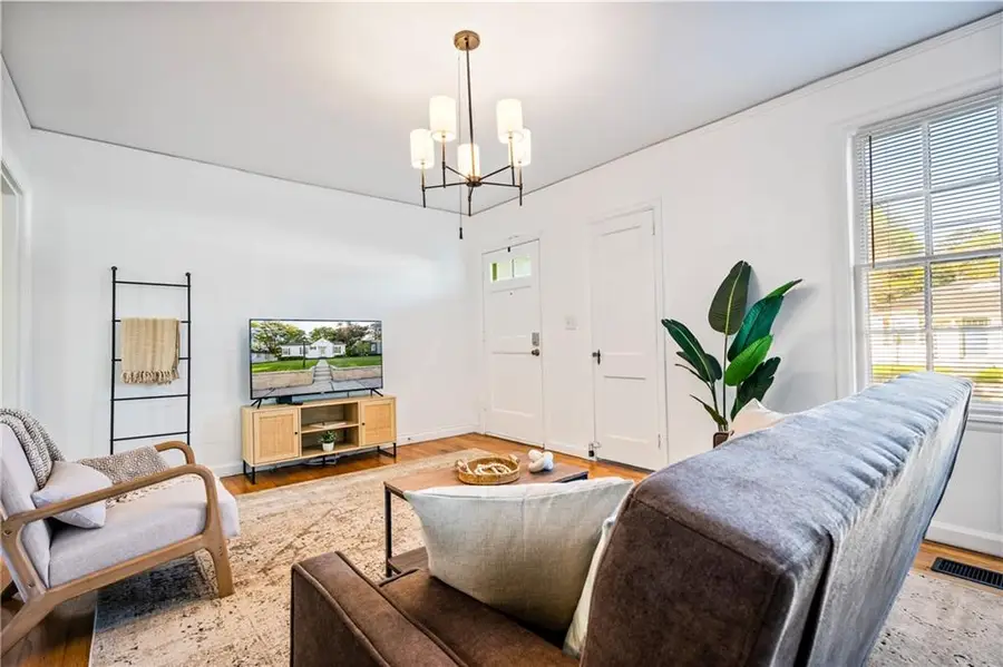 255 Pinehill Drive, Mobile, AL 36606 - #3