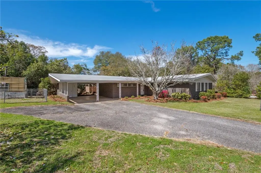 1967 Highland Forest Drive, Mobile, AL 36618 - #1