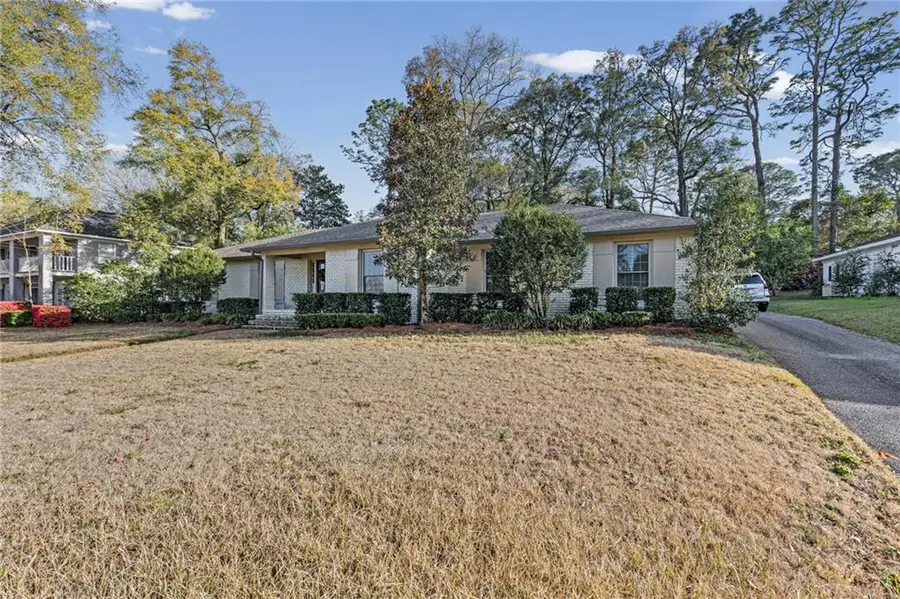 4055 Westmoreland Drive S, Mobile, AL 36609 - #3