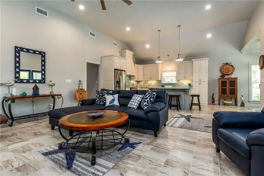 805 Indian Place, Dauphin Island, AL 36528 - #3