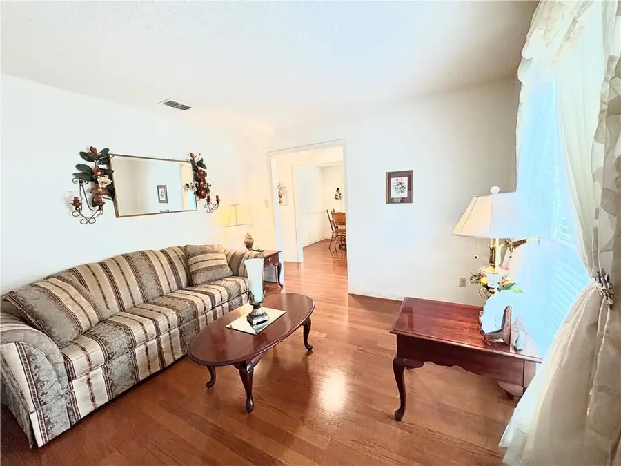 6233 Summer Place Drive N, Mobile, AL 36618 - #3