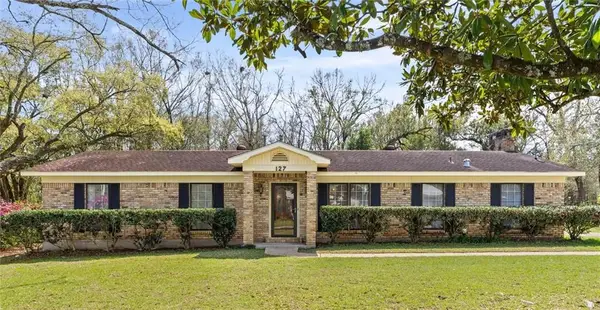 127 Thomas Drive, Saraland, AL 36571