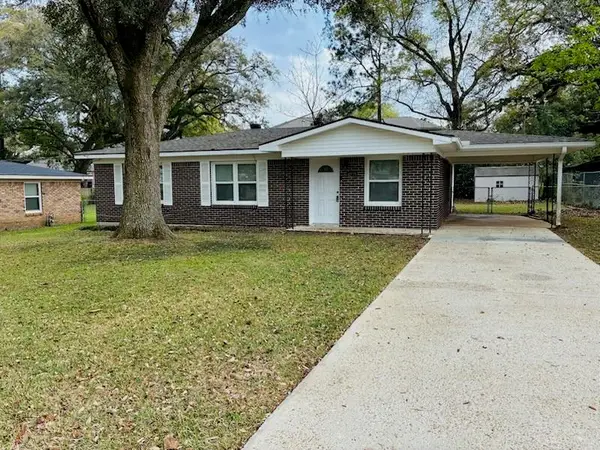 4275 Raines Drive, Mobile, AL 36609