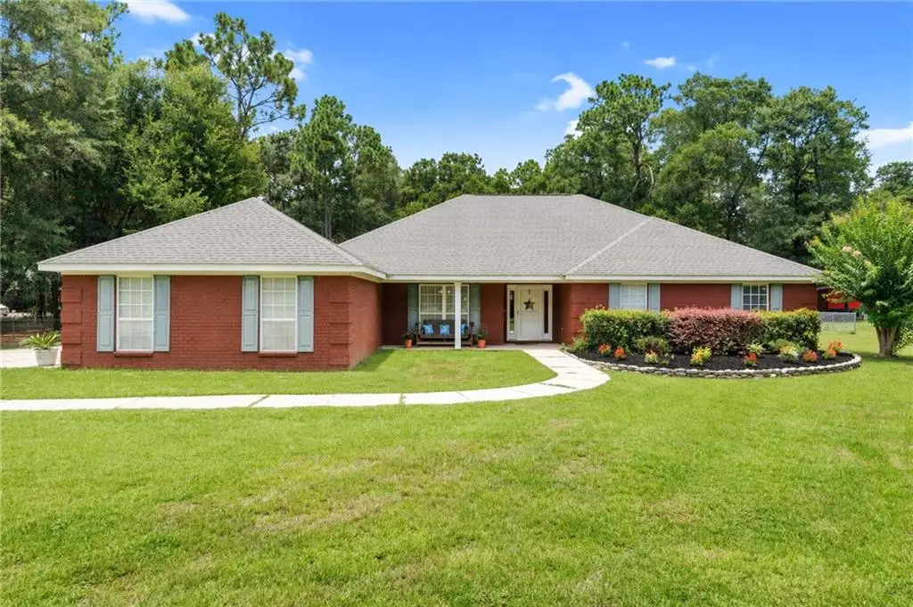 4620 Dresden Drive, Theodore, AL 36582 - #1